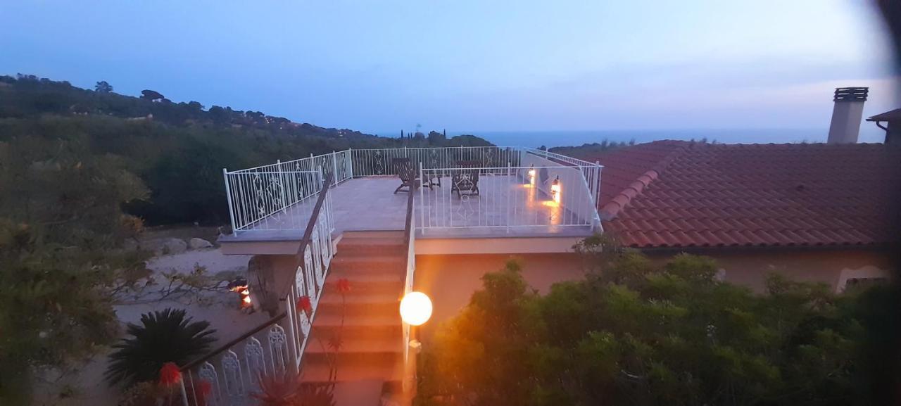 Villatramontistella Suite Capoliveri  Ngoại thất bức ảnh